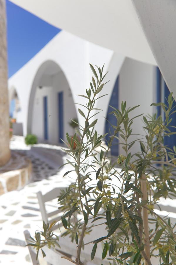 The Milos Megalochori  Exterior foto